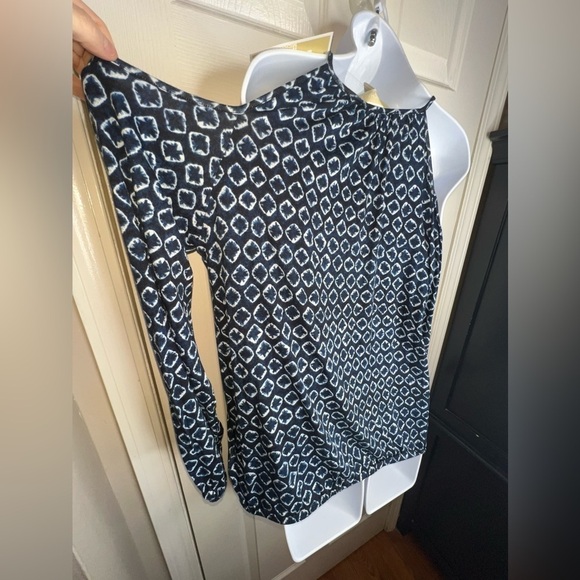 NWT Michael Kors MK Women’s Small Navy Cold Shoulder Long Sleeve Blouse Top S - Picture 14 of 14